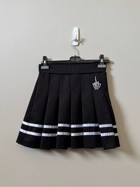 BodyRage Spencer’s black & white skeleton hand grunge punk mini pleated skirt 💜